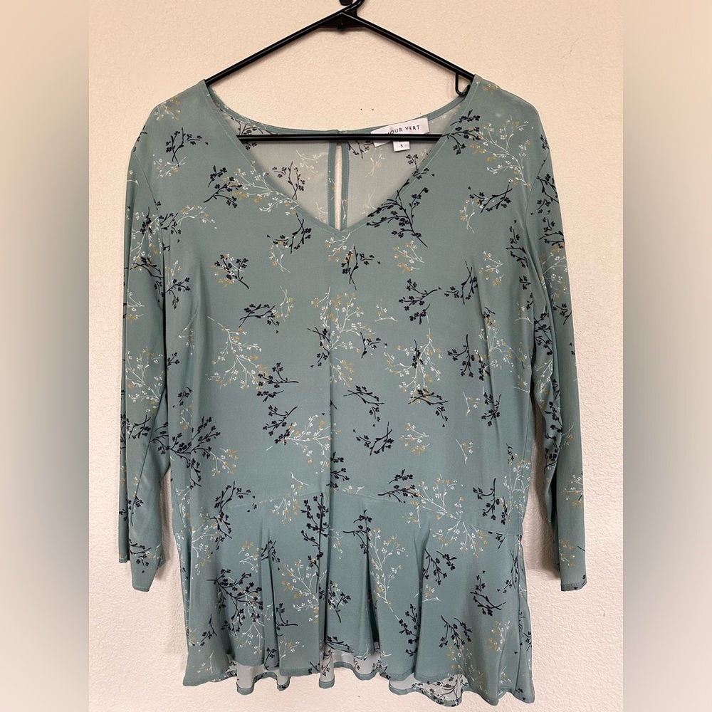 Amour Vert Floral Silk Blouse Size - S